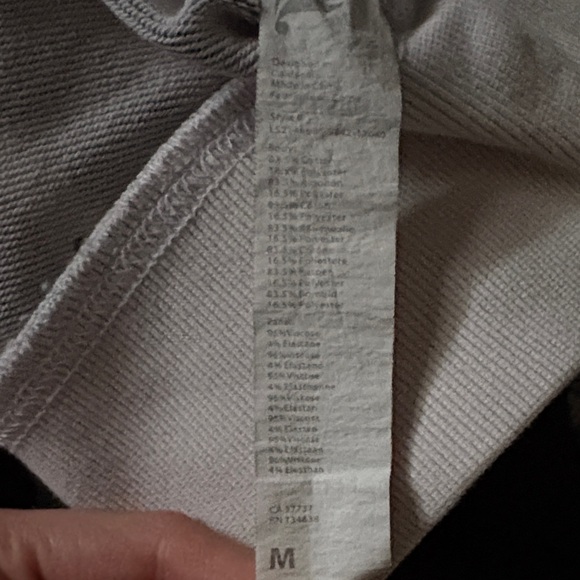 Fabletics Bundle - Picture 6 of 6